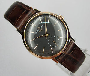 Vintage & very fine ULYSSE & NARDIN, 18 kts gold, nice design, excellent, 50's