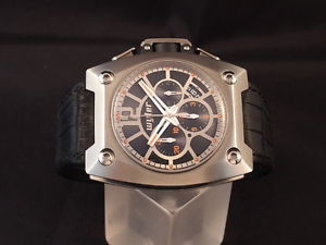 WYLER CODE R INCAFLEX CHRONOGRAPH TITANIUM/CARBON FIBER/STEEL MINT W/ BOX