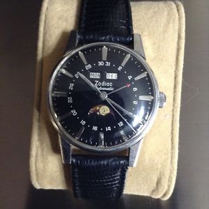 Zodiac Vintage Moonphase BlackFace Very Rare! Rare! Rare! Hard To Find!