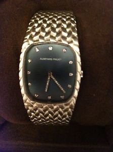 Audemars Piguet Vintage Thin Watch - 18k White Gold Cobra Design