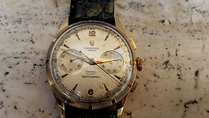 VINTAGE 1950s UNIVERSAL GENEVE UNI-COMPAX CHRONOGRAPH 18KT ROSE GOLD