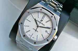 Audemars Piguet Royal Oak 15400 41mm Silver Dial 15400ST.OO.1220ST.02
