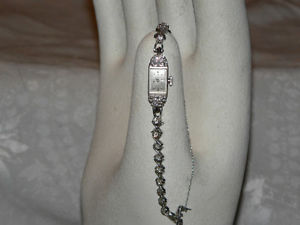 VINTAGE Watch Solid 14KT White Gold & 28 Diamonds 6.75"-7.25" Wrist REDUCED!