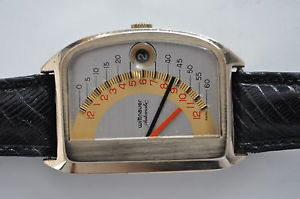 WITTNAUER  FUTURAMA 1000 FLYBACK  JUMP HOUR  WRISTWATCH