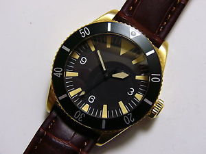 w3 39mm 200m Vintage Diver Gold -  Highly Decorated Elaboré Grade Swiss