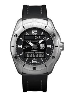 *BRAND NEW* Luminox Men's Black Dial Leather Strap Watch 5241