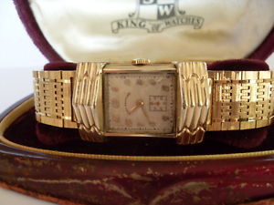 VINTAGE RARE 1940s ART DECO STYLE  GOLD PLATED  SANFORD MENS  WATCH & BOX