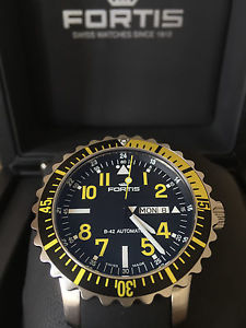 FORTIS B-42 Marinemaster Yellow Day / Date Rubberband, Art. Nr. 670.24.14 K Neu