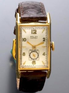 Classic 14K Gold Gruen Curvex Watch Vintage 1940s