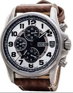 Luminox Valjoux Land Field Mens 