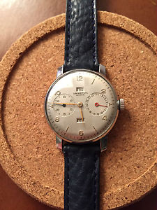 Vintage Universal Geneve Triple Calendar Steel Wristwatch w/ Fancy Lugs