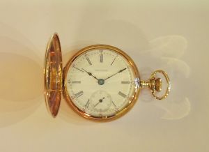 14 Karat Yellow Gold Restored Waltham Hunter Case Pocket Watch. Circa 1900.