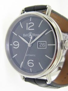 Bell & Ross WW1-96 Grande Date crafted in stainless steel