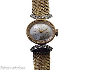 Elegant and Beautiful 18 Diamond 14k Gold Ladies ZODIAC Vintage 1950's Watch
