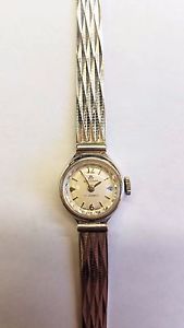 Vintage Bucherer Ladies 18k White Gold Watch 17 Jewel Mechanical Movement WORKS!