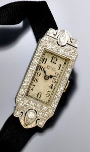 Exceptional Art Deco Ladies Plat