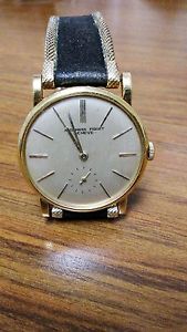 Vintage Solid 18k Gold Audemars Piguet Manual Wind Watch w/ Second Hand Dial
