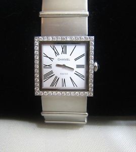 GORGEOUS AUTHENTIC CHANEL MADEMOISELLE STAINLESS STEEL & DIAMOND WATCH H0875