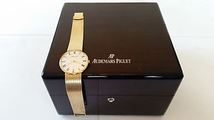 Audemars Piguet 18k, 750 solid yellow gold bracelet watch ultra slim, ultra flat