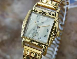 Benrus 1940s Swiss Made Gold Plated Mens Manual Luxury Dress Watch V11