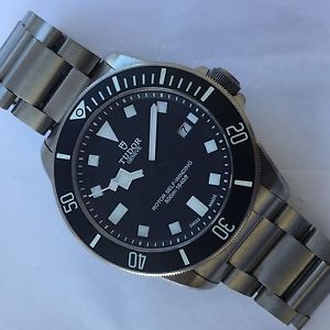 TUDOR PELAGOS  AUTOMATIC DIVE WATCH TITANUM REF 25500TN