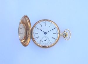 14 Karat Yellow Gold Restored Waltham Hunter Case Pocket Watch. Circa 1900.