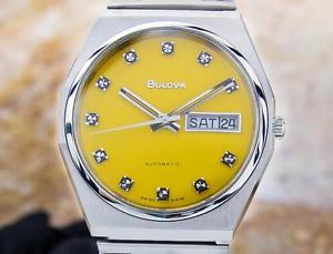 Bulova Vintage Automatic Circa 1970s Swiss Made Stainless Steel Mens Watch XJA35
