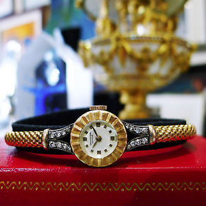 Ladies Vintage UNIVERSAL Geneve 18K Rose Gold Diamond Manual Wind Watch