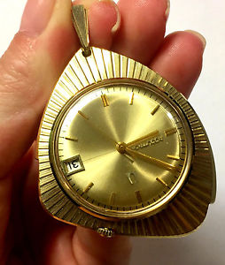 VINTAGE COLLECTIBLE BULOVA ACCUTRON 14K SOLID GOLD DATE PENDANT WATCH 218D RUNS