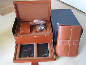WYLER GENÈVE - TITANE CARBONE - AUTOMATIQUE