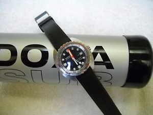 DOXA Scuba Watch Professional Sharkhunter 1200T Limited Edition Sub