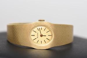 Damen Armbanduhr Bulova 18 Kt. Gold Swiss Made.