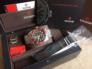 TUDOR Black Bay Red - Full Set, Bracelet + NATO Minty! 79220R Vintage Rose Logo!