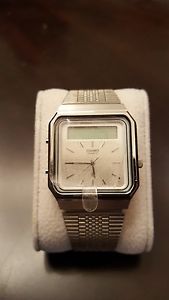 Vintage Casio AT 550 Janus Touchscreen Calculator Watch