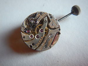Antique GRUEN EXTRA Watch Movement 18 Jewels 18.00MM Good Balance 1920's Scarce