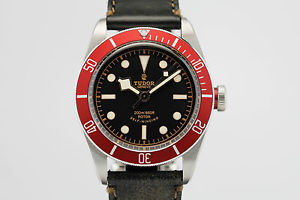 Tudor Heritage Black Bay Automatic Dive Watch Submariner 79220 79220R Unworn