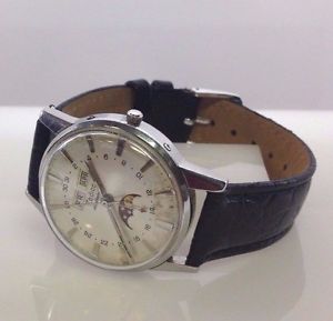 Vintage Zodiac Triple Date Moonphase Men's Watch - Works great!  Silver Face