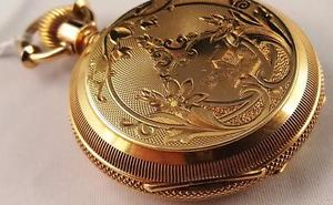 Mint Condition!! 18 kt Elgin Hunting Case, Key wind/set Circa 1878, Dexter St.