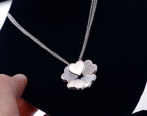 18K White Gold Diamond & Mother of Pearl - MOP - Flower Pendant By Piero Milano