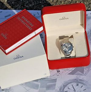 BELLISSIMO crono OMEGA Speedmaster tripla data DAY DATE quadrante argentè 2005