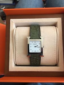 Auth HERMES H-watch Women's Watch With Olive Green Ostrich Band Pre-Owned