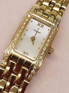 AUTHENTIC SOLID 14K YELLOW GOLD MOTHER OF PEARL WITH 30 DIAMONDS MOVADO WATCH