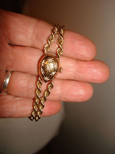 VINTAGE NICE SOLID 14K YELLOW GOLD DIAMOND LADIES FLIP COVER WATCH BRACELET