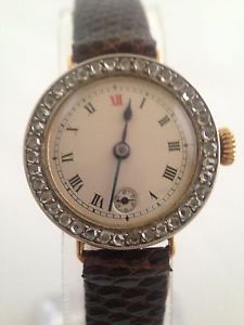 18ct 18 k Gold & Platinum Diamond Set Bezel Watch - 1916 - WORKING