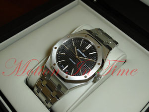 Audemars Piguet Royal Oak 41mm Stainless Steel Black Dial 15400ST.OO.1220ST.01