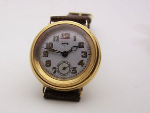 Early Unusual Waterproof 18K Gold Wire Lug Hermetique Cased Marvin Hermetic 33mm