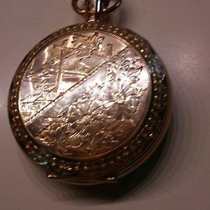 VINTAGE AMERICAN WATCH CO. - WALTHAM 14 GOLD POCKET WATCH w/ 14" Gold Chain