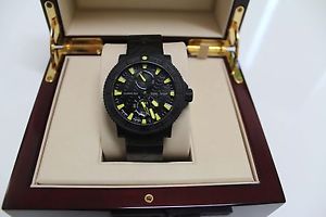 Ulyssee Nardin Marine Diver Black Sea Rubber Coated Steel Mens Wrist Watch