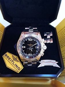 Breitling b1 b-1 cronografo chronograph quartz . ref. A686223 Black dial.