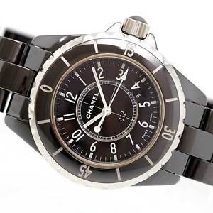 Chanel J12 33mm H0682 LE81709